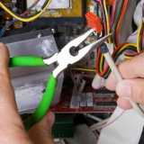 HOW NEVADA ELECTRICIANS REDUCE THEIR CLIENT’S ENERGY BILLS
