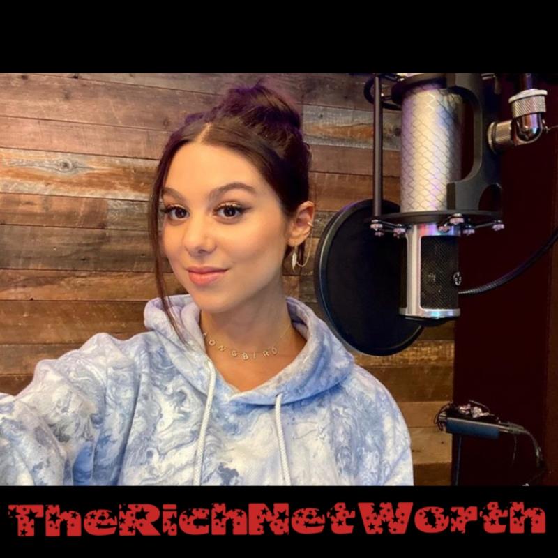 Kira Kosarin Net Worth